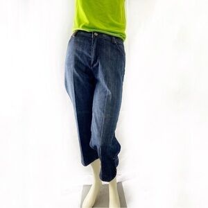 St John Sport Cropped Jean Size 4